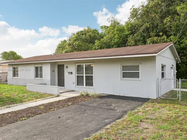 3270 NW 197th St, Miami Gardens, FL 33056