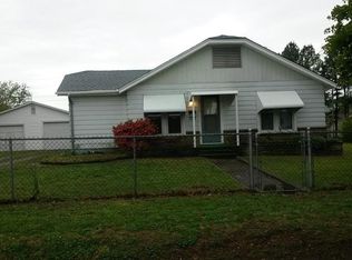 611 High St, Henryetta, OK 74437