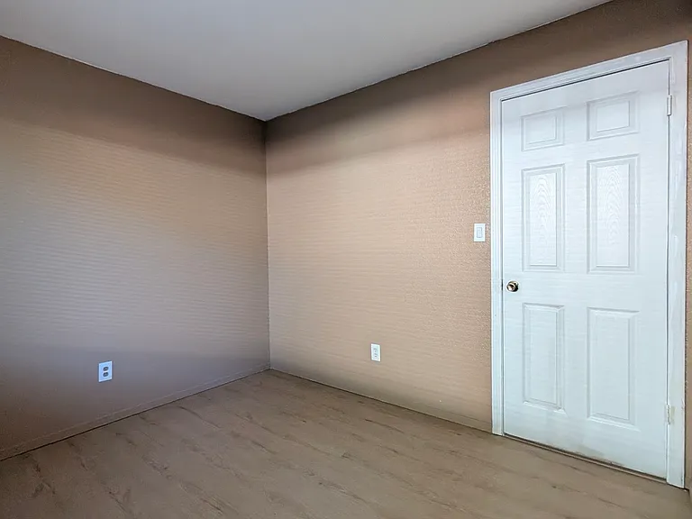 705 Marin Ave — Photo 10