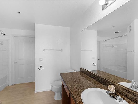 5th image of 12970 Positano Cir APT 101