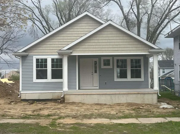 211 E Dayton St, South Bend, IN 46613