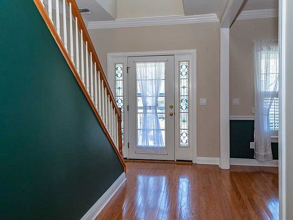2nd image of 59 Golden Spruce Dr