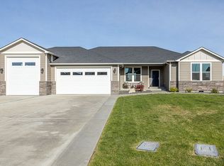 1580 Valhalla Loop, Selah, WA 98942