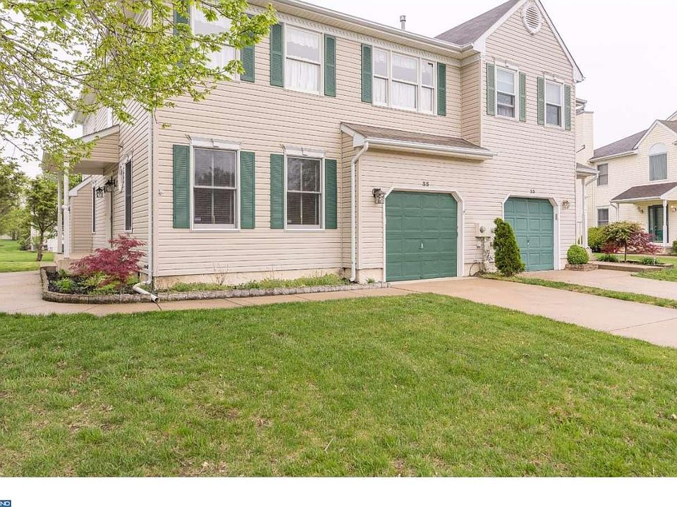 1st image of 35 Park Dr