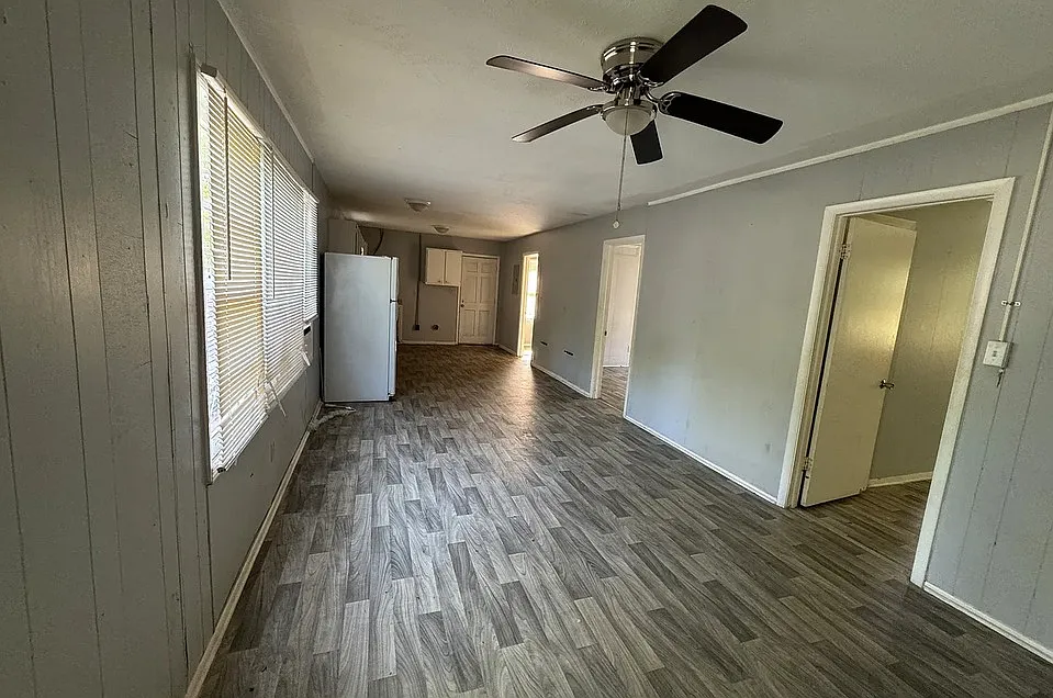 2858 Jadan Place — Photo 2