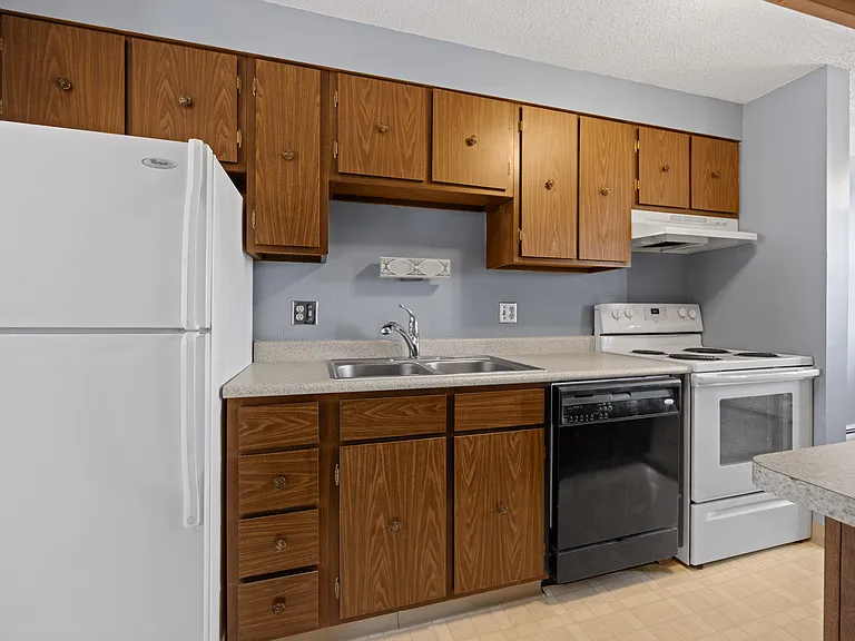3270 S Grant St — Photo 26