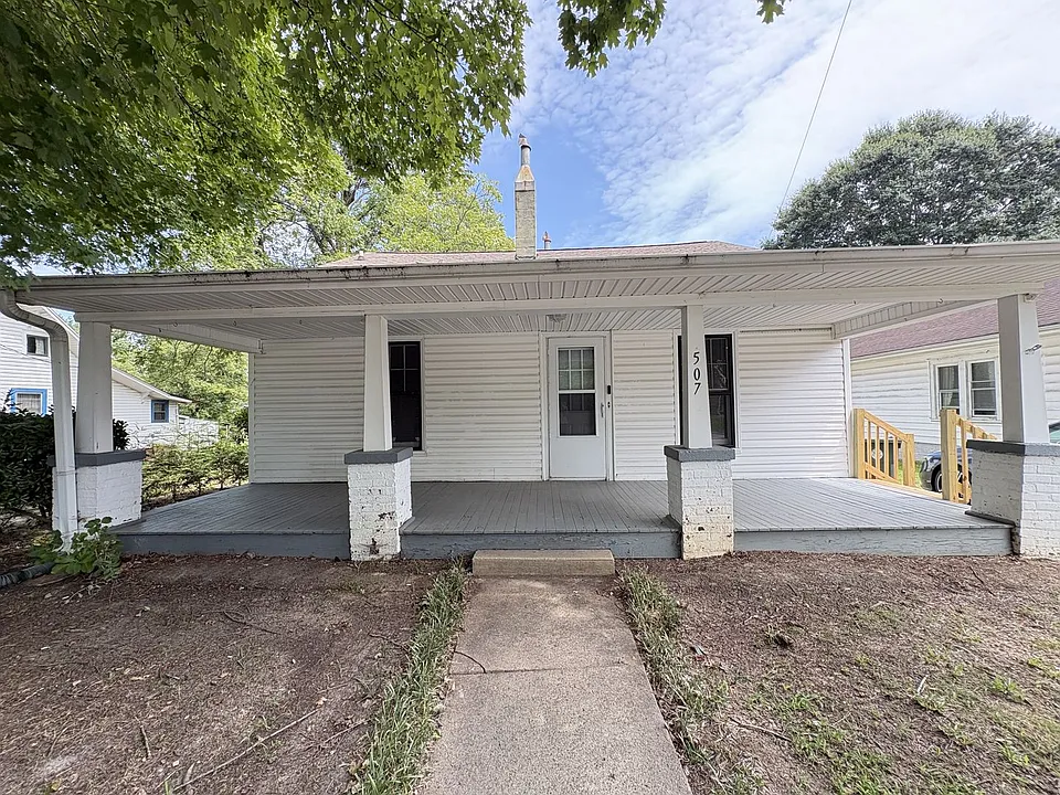 507 Irene St
