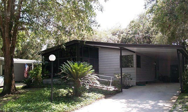 1st image of 14 Glen Falls Dr