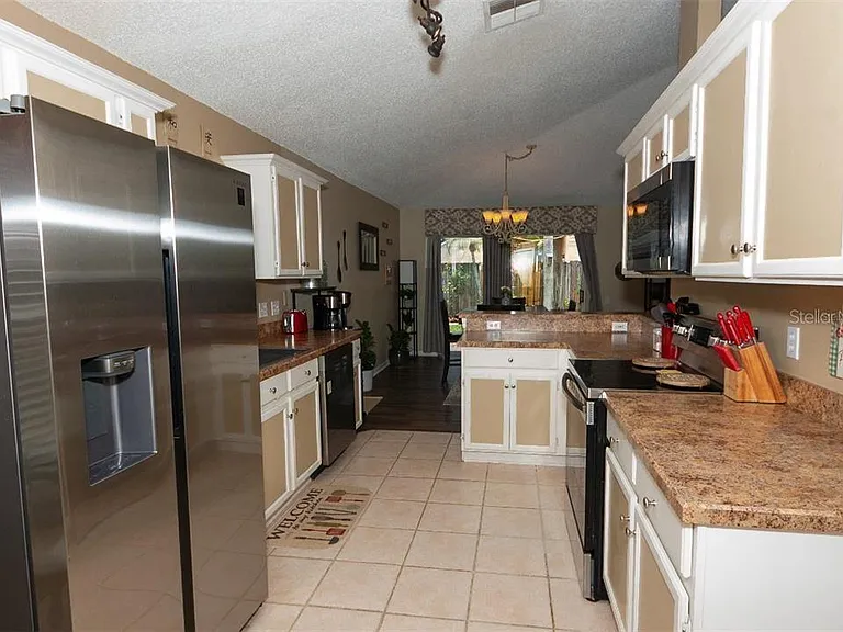 10719 Cherry Oak Cir — Photo 10