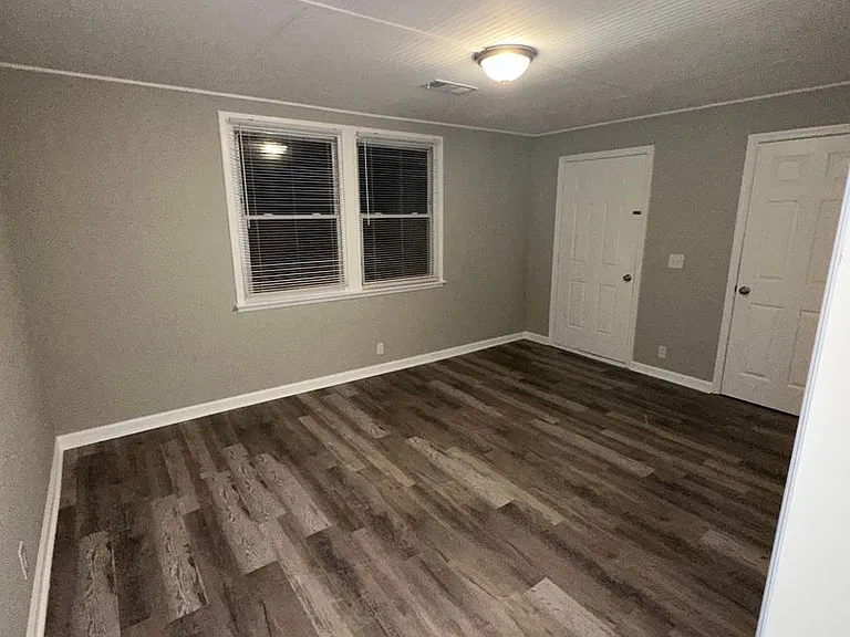 725 Kent Dr — Photo 9