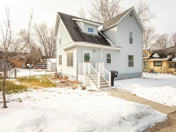 13 3rd Ave NW, Glenwood, MN 56334