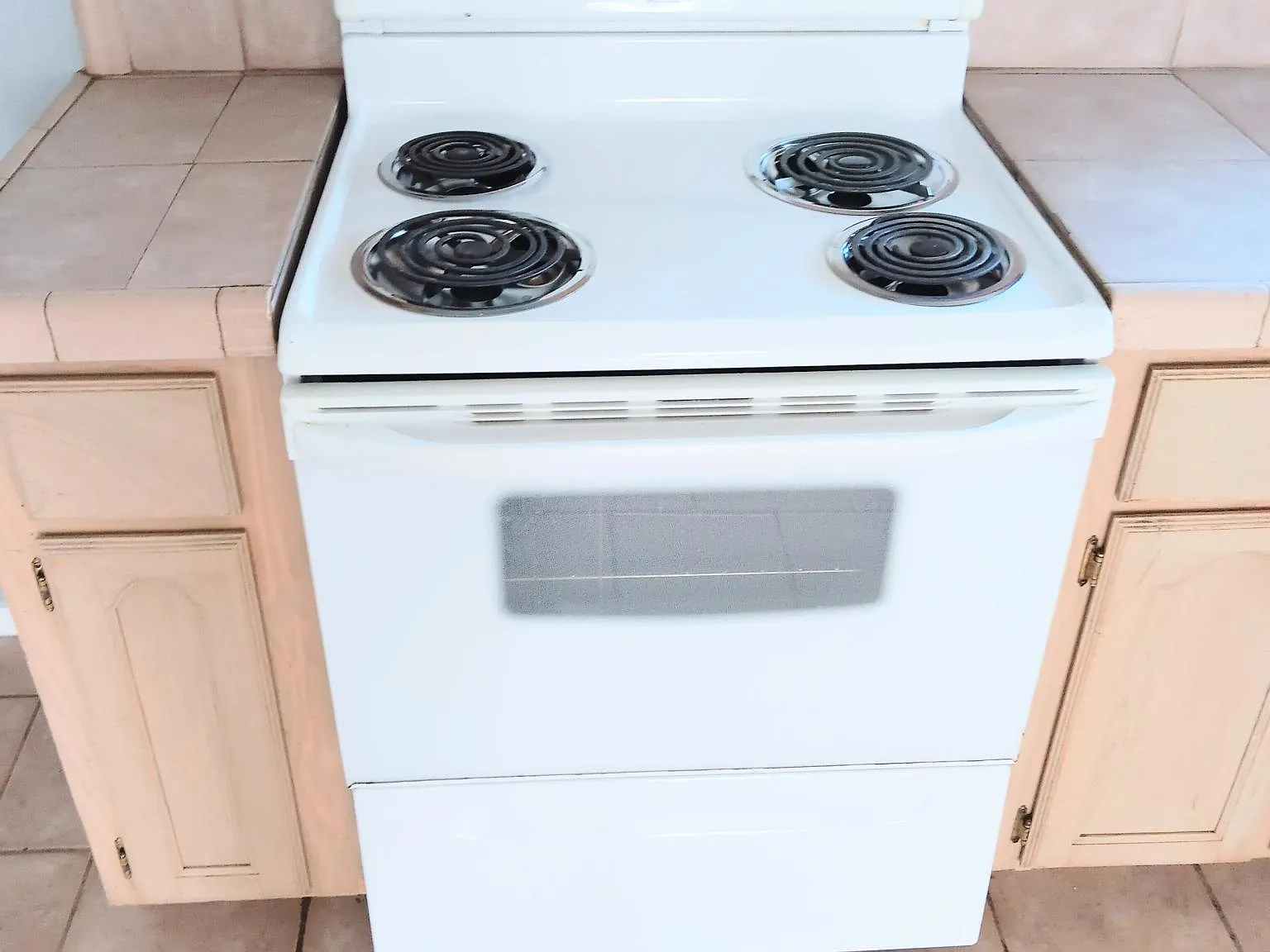 2 bed, 945 sqft, $850 — Photo 4