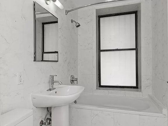 5th image of 118 W 112th St APT 1C