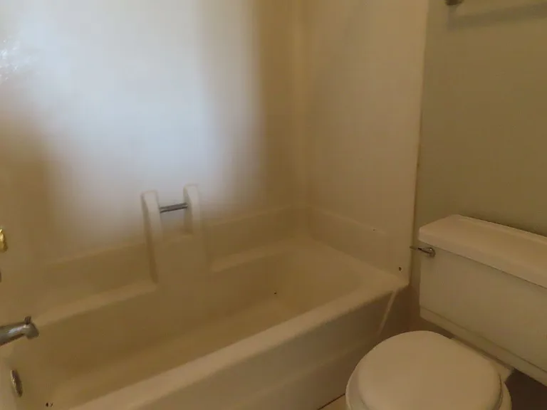 2220 W Dora St #203 — Photo 9