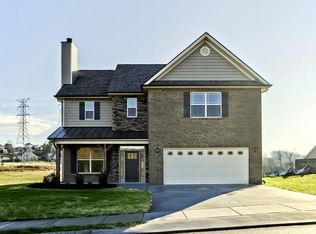 540 Greystoke Ln, Knoxville, TN 37912