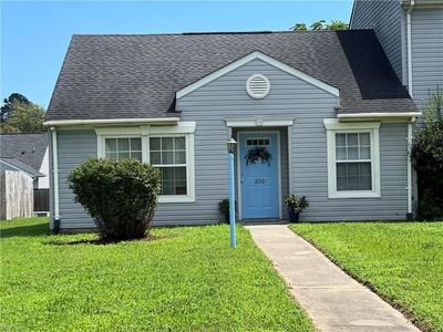 2110 King James Ct, Carrollton, VA, 23314