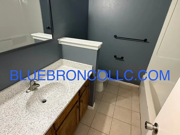 206 Sky Vue Dr. — Photo 6