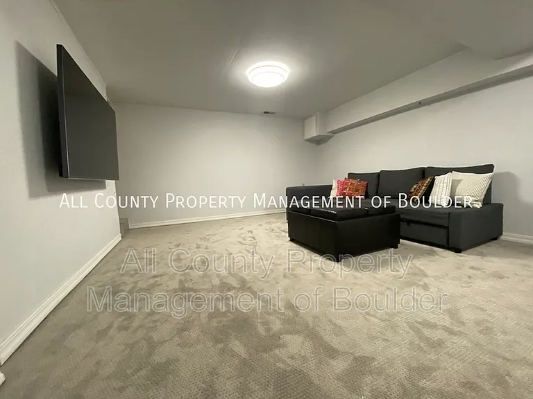 2982 Shady Holw W — Photo 10