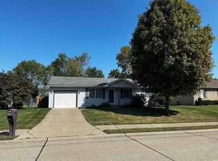 6266 Summit Pointe Way, Newburgh, IN 47630