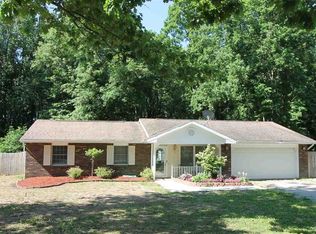 2143 W Maple Ln, Kendallville, IN 46755