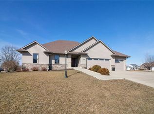 5746 NW 4th Ct, Des Moines, IA 50313