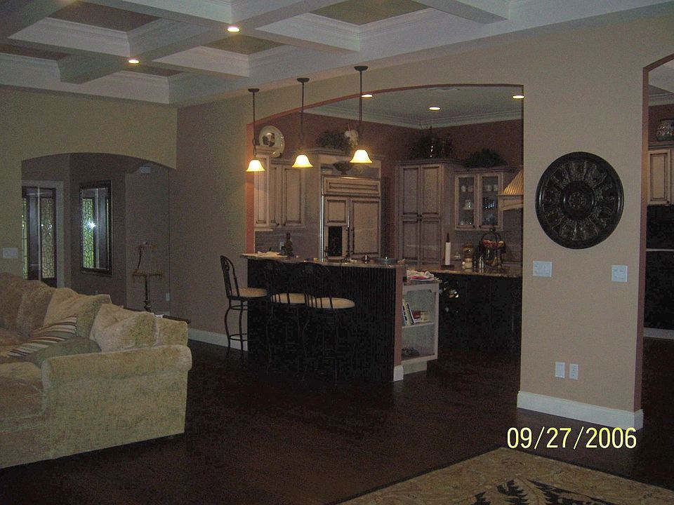 vire of kitchen from family room