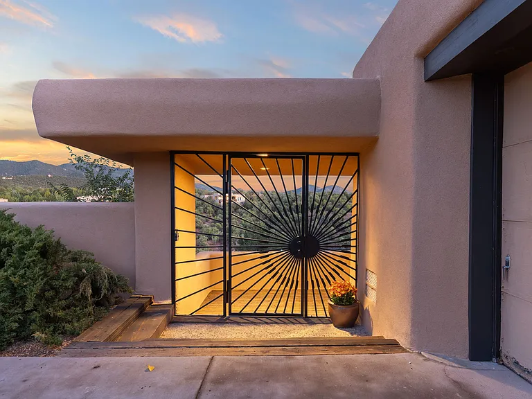 858 Camino Del Este — Photo 53