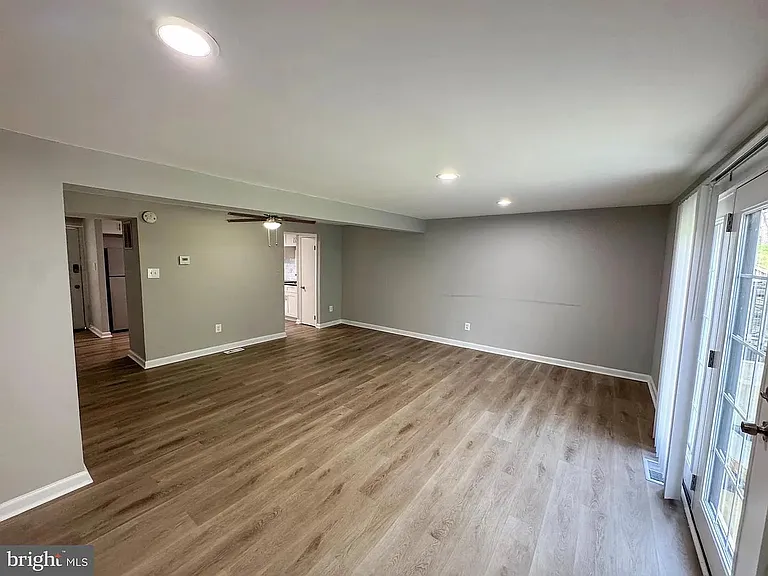 9226 Throgmorton Rd — Photo 11