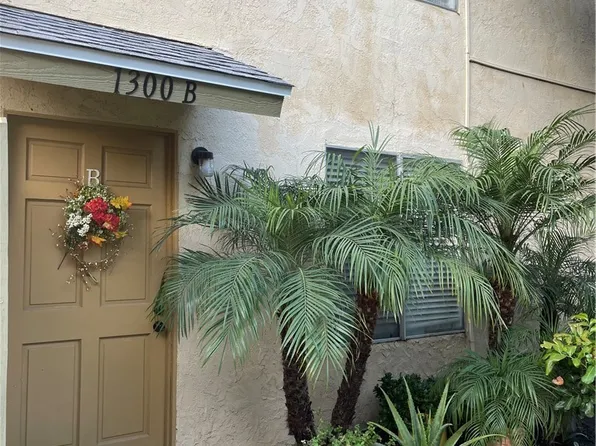 1300 Friedrich Ln APT B, Oxnard, CA 93033