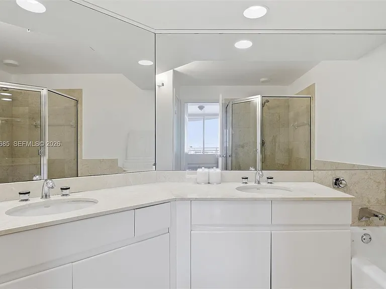 888 Brickell Key Dr #2010 — Photo 15