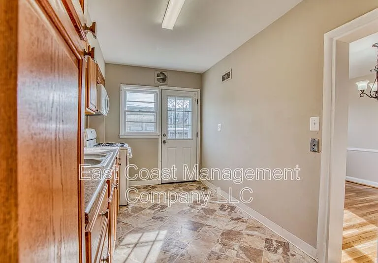 6149 Dunroming Rd — Photo 15