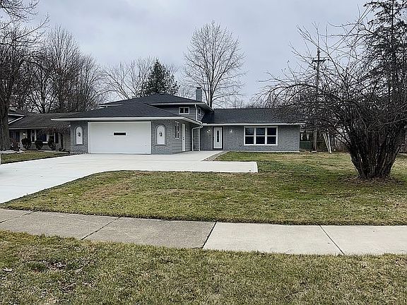 2nd image of 3906 Dover Center Rd