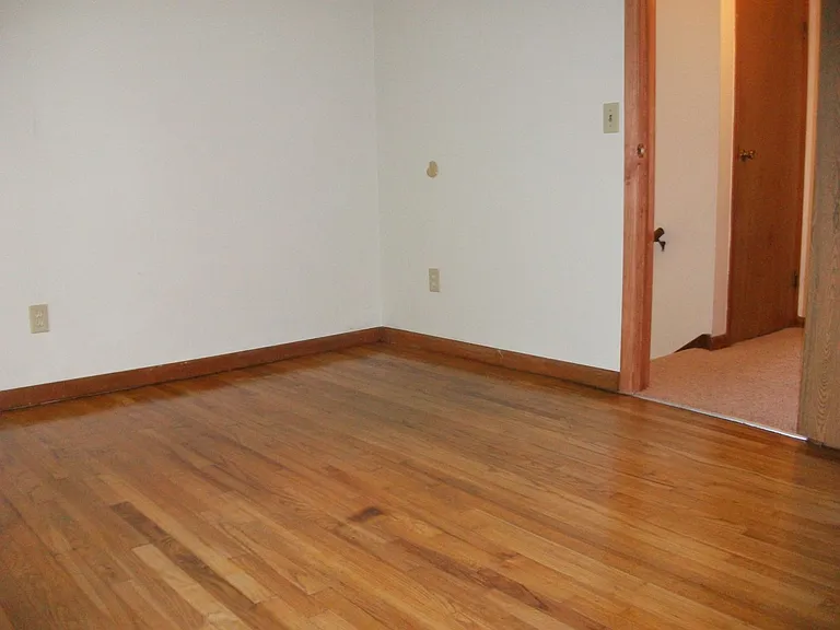 6463-65 Wells Drive — Photo 7