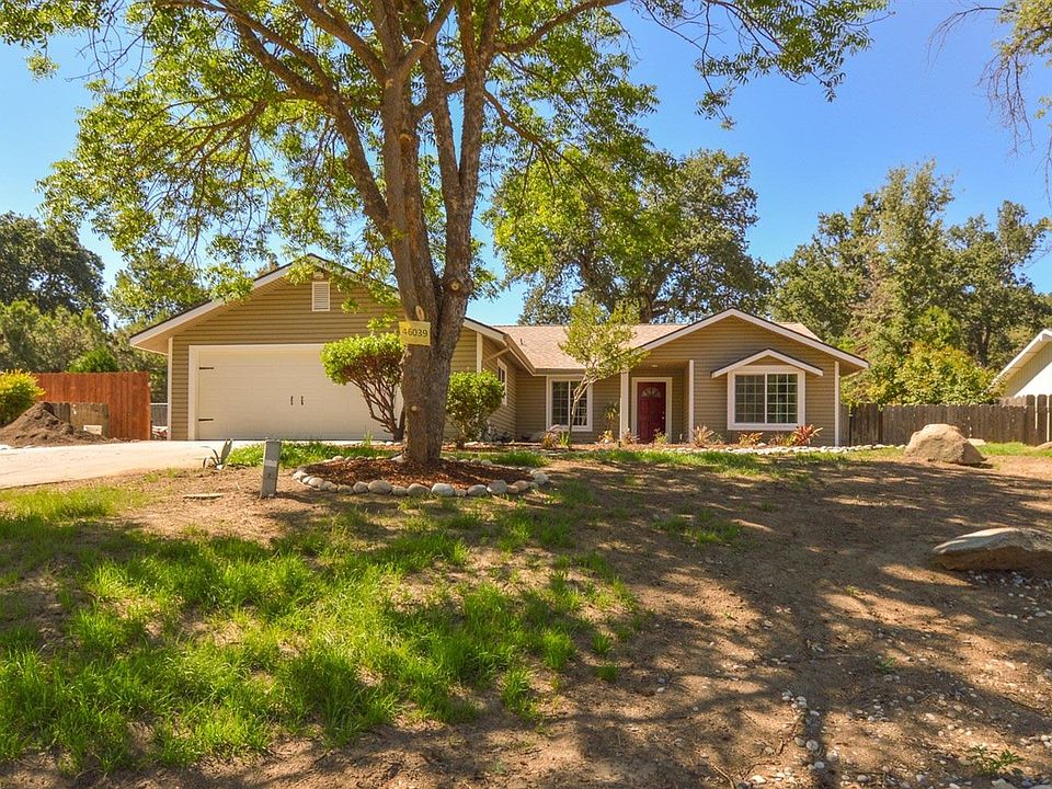 1st image of 46039 Beechwood Dr