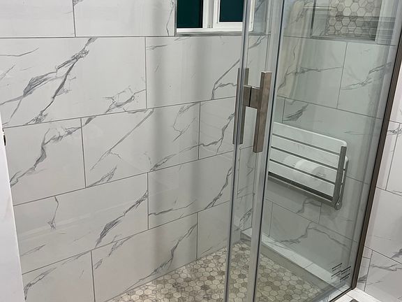 5th image of 1235 Douglass Dr #1237-1