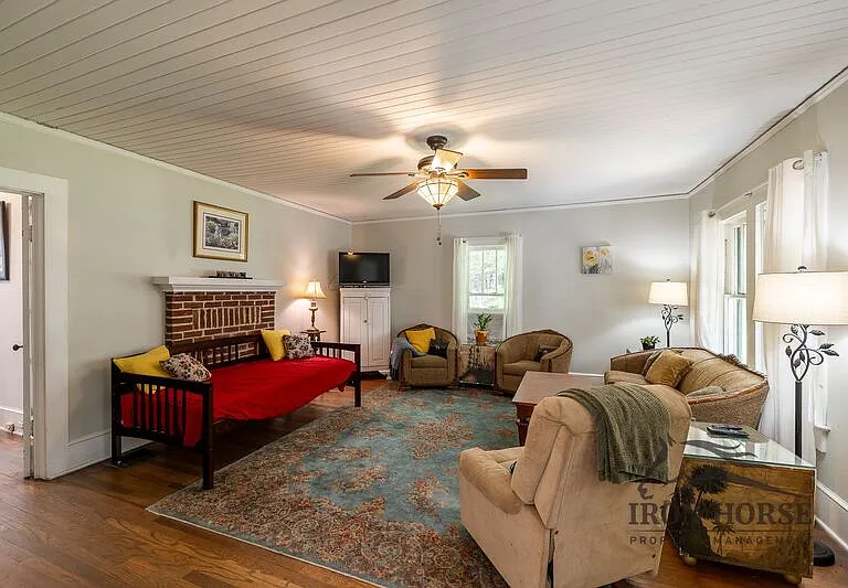 4671 Macon Hwy — Photo 10