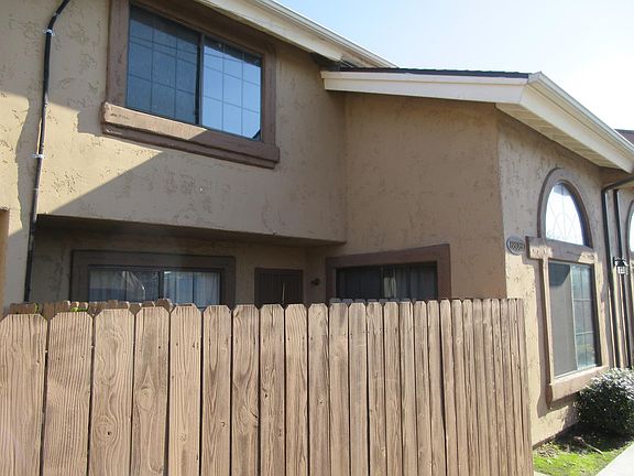 3rd image of 8808 1/2 Cedar St