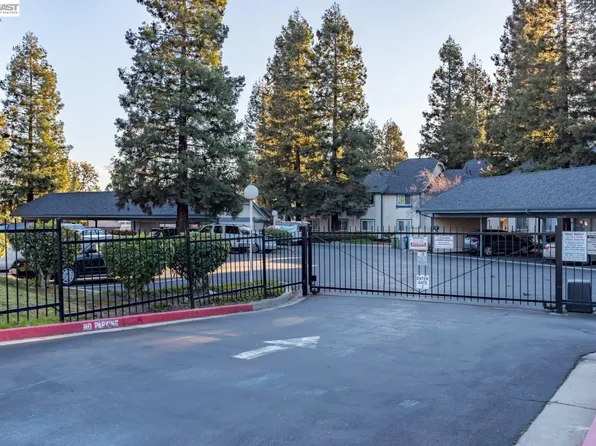 404 Sequim Cmn, Fremont, CA 94539