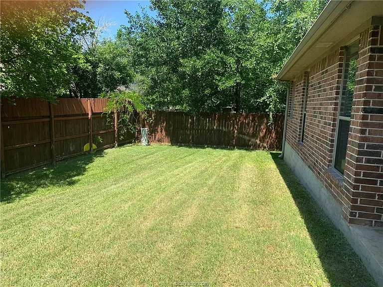 303 Candle Stone Ct — Photo 21