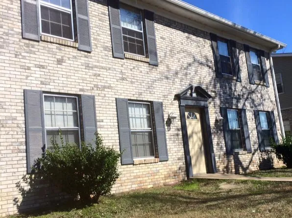 5822 Valley Dr, Little Rock, AR 72209