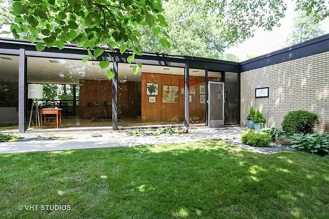 1225 Lincoln Ave S photo 1