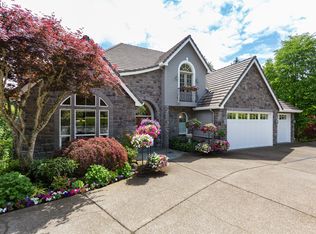 10460 SW Mount Adams Dr, Beaverton, OR 97007