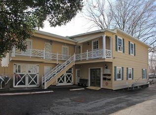942 W 4th St APT 2, Winston Salem, NC 27101