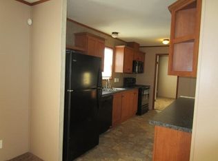 5820 N Holly St, Kansas City, MO 64118
