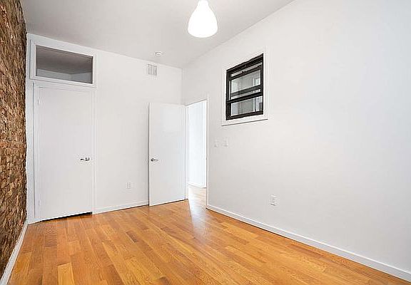5th image of 304 Suydam St #2C