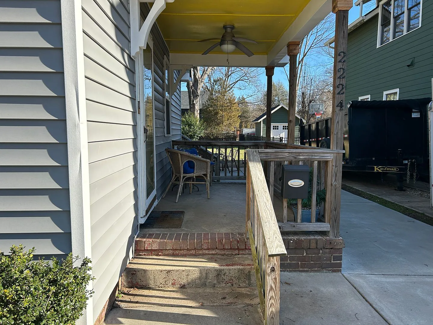 Adorable 2 Bedroom House in Smallwood Neighborhood! — Photo 2
