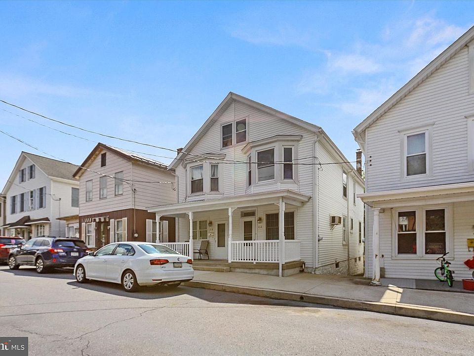 1st image of 416 Center St