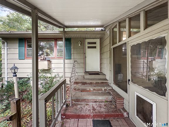 4th image of 889 Benham Street