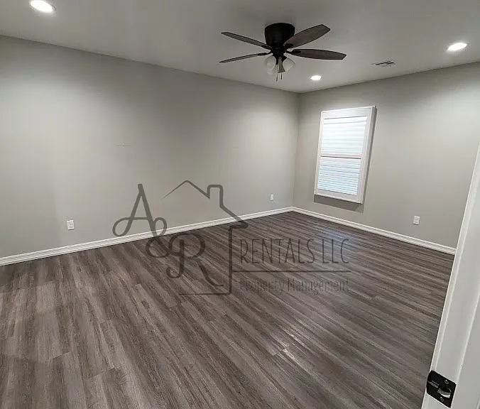 2003 E Cow Creek Ln — Photo 6