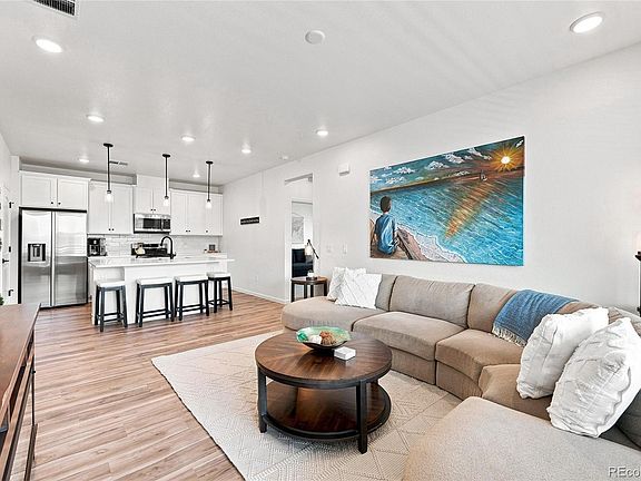 3rd image of 9480 Accord Lane #301